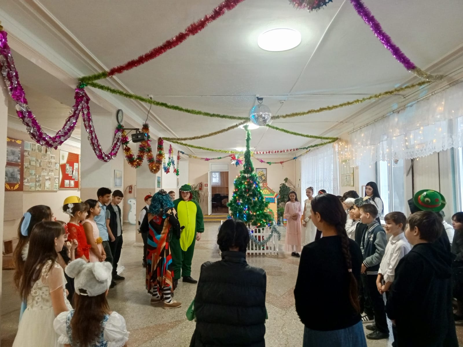 Новогодний калейдоскоп.